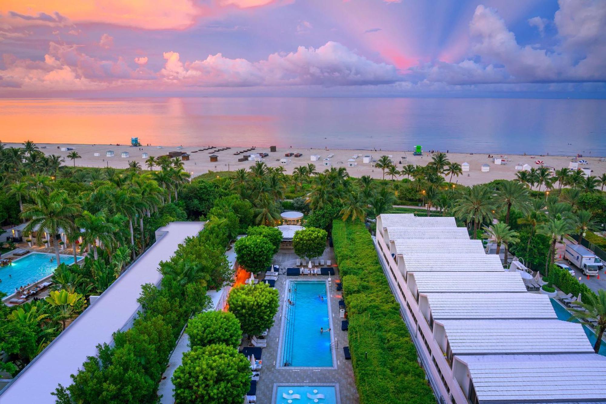 阿罗鹦鹉螺酒店 迈阿密海滩 外观 照片 Aerial view of the hotel